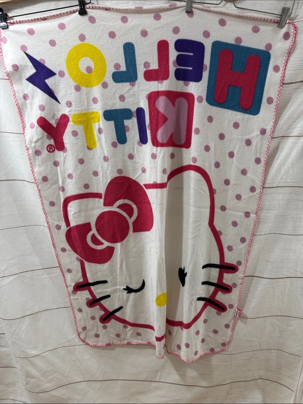 Hello Kitty Sanrio fleece throw blanket 36